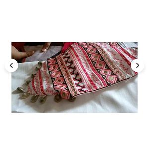 all size. unstiches blowse lahega stiches