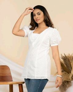 NEW WITH TAG !! White Top Weavllite Brand