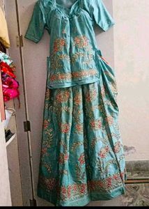 Designer rajputi poshak