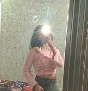 Y2K Pink Ruched Crop Top LIKE NEW (less dilivery)