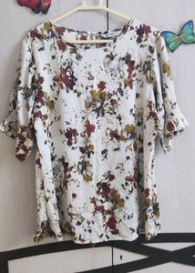 Flowy Floral Print Top
