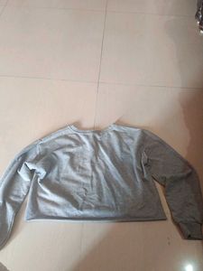 Grey Cropped "Heimish Memory" Sweatshirt