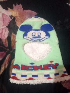 Girls Fuzzy Knit Sweater with topa hude