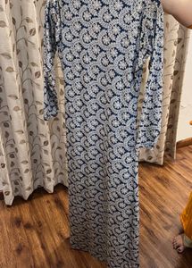Stylish Printed gown(shrug)  with Zipper