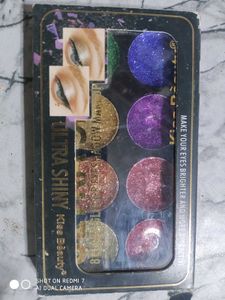Kiss Beauty Glitter Eyeshadow Palette