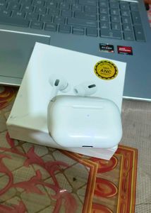 Wireless Earbuds with Charging Case