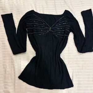 Chic Black Ribbed Long Sleeve Top