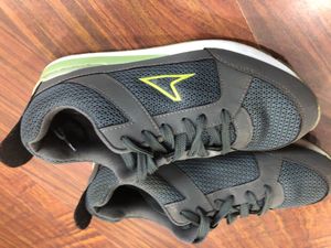 Power Casual Sneakers size UK6