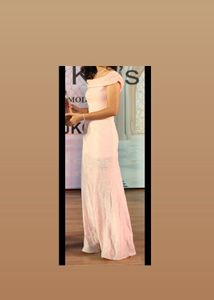 Elegant Off-Shoulder Maxi Dress