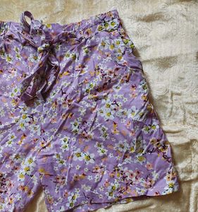 Cute Purple Floral Shorts
