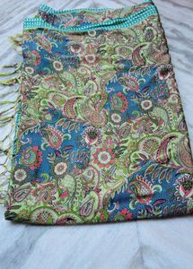 Beautiful Paisley Print Kurta Set