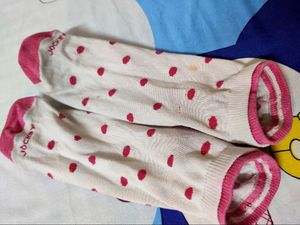 Cute Polka Dot Socks 🧦🧦