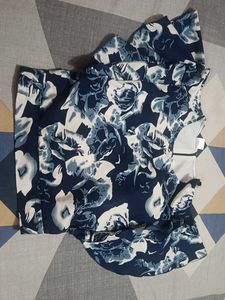 Floral Ruffle Crop Top