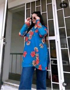 printed kurti with lining and lots of tussele