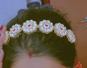 Elegant Floral Kundan hairband