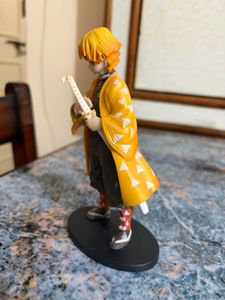 Zenitsu agatsuma - demon slayer figurine!!