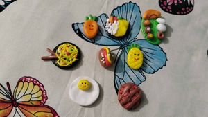 8 Cute Food Themed fridge magnet