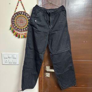 Black Baloon Parachute Cargo Pants