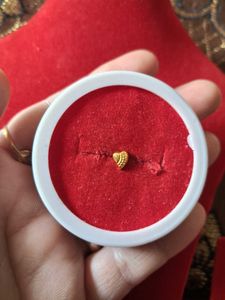 Tiny Gold Heart Nose Pin