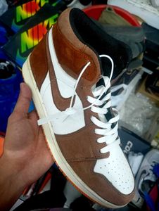 Nike Men's Brown & White High-Top Sneakers