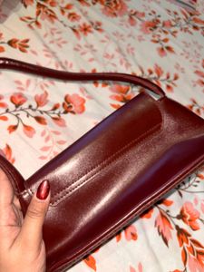 Chic Brown Shoulder Bag
