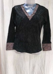 Stylish Black Velvet V-Neck Top