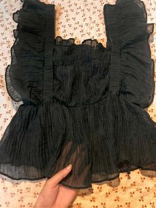 Chic Black Ruffled Top
