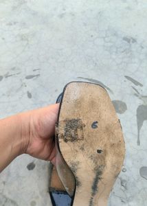 black heels good looking for women