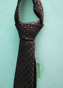 Men's Dotted Necktie