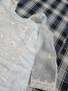 Elegant Embroidered Kurta set combo