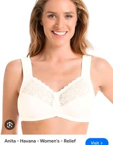 Elegant Lace Bra With Beautiful Brief