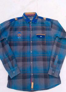 Funky Junky Premium Men Blue Checkered shirt