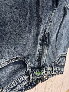 Stylish Ripped Wide-Leg Denim Shorts