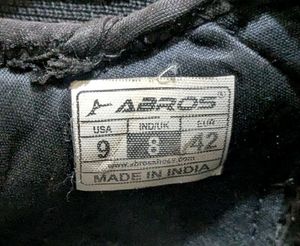 Abros Mesh Sports/Training Shoes – Black &amp; Red