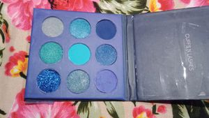 9 Colour Eyeshadow Palette (Cuffs &amp; Lashes)