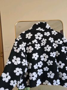 🔻PRICE DROP - WESTSIDE Floral Print Fleece Jacket