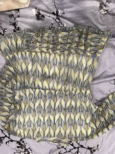 Chic Geometric Print top