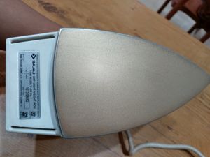 BAJAJ 1000WATT Iron, Like New, White Color, Working,