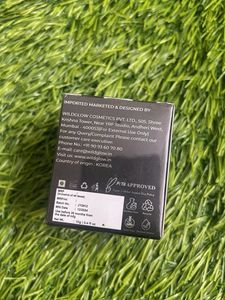 Hair line powder black