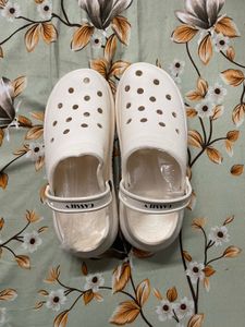 Cassiey white clogs