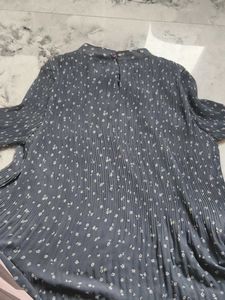 Chic Pleated Floral Print Top