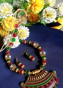Price Dropped Nackless With Ear Rings