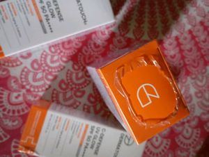 C-Defence UV Glow Sunscreen