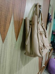 Elegant Beige Handbag