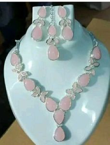 Jwellery Set Of Necklace, Earrings &amp;Mangtika..