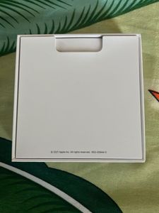 Apple AirPods (2nd Gen) Box