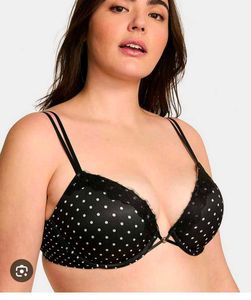 Very Sexy And Beautiful Soft Paded Bra With Brief