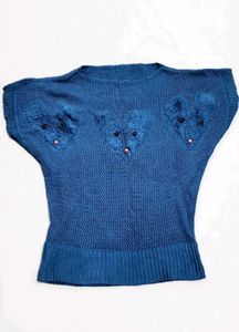 Cute Blue Knit Top w/ Bear Details