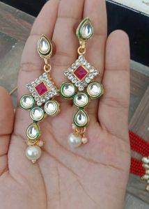 Stunning Red Beaded Necklace Set