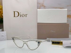 DIOR SUNGLASSES** SHOWROOM ARTICLE*PREMIUM